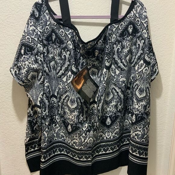 Iman, NWT black white  on or off shoulder 2X - Picture 5 of 6